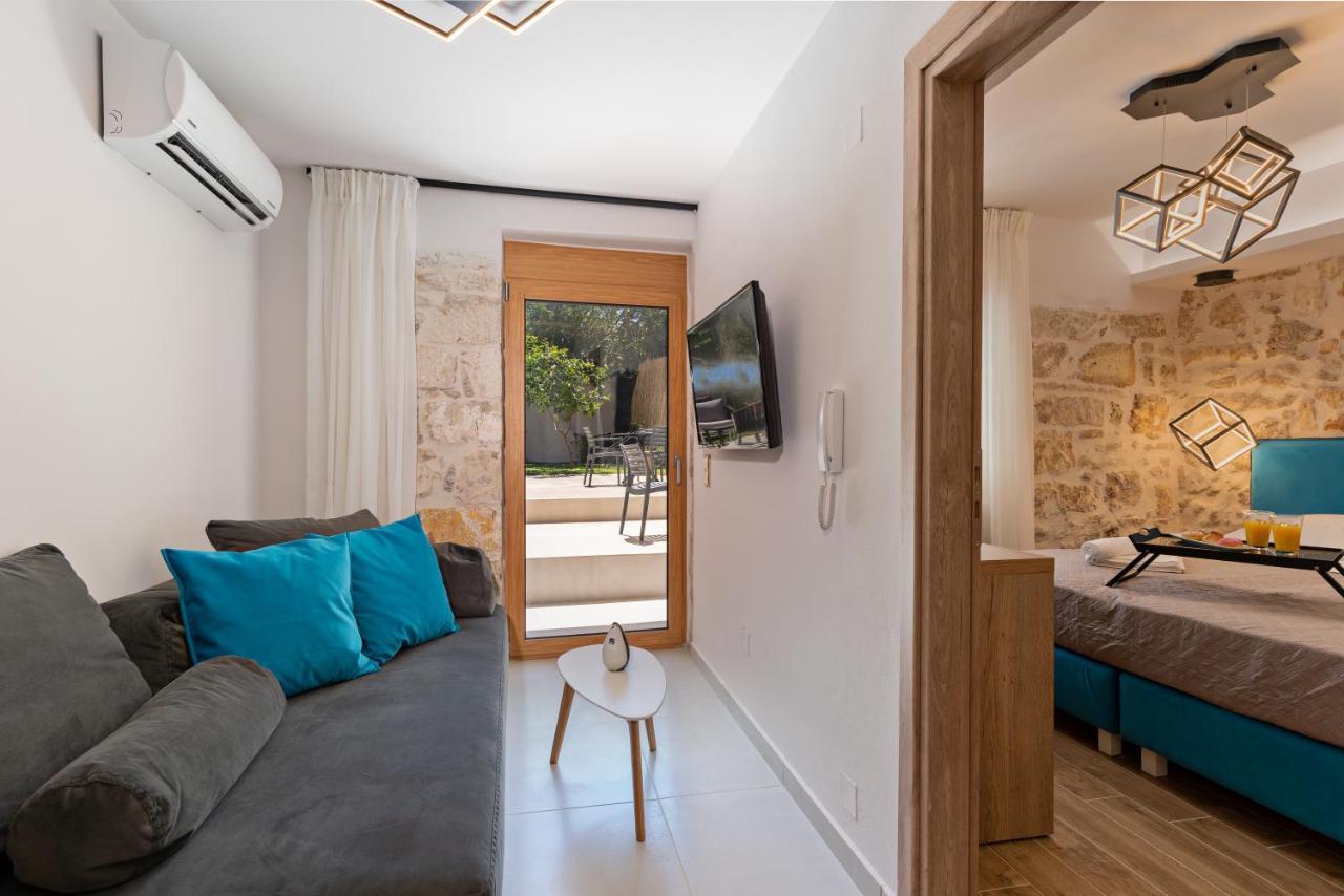 העיירה רתימנו Erotokritos City Luxury Suites מראה חיצוני תמונה