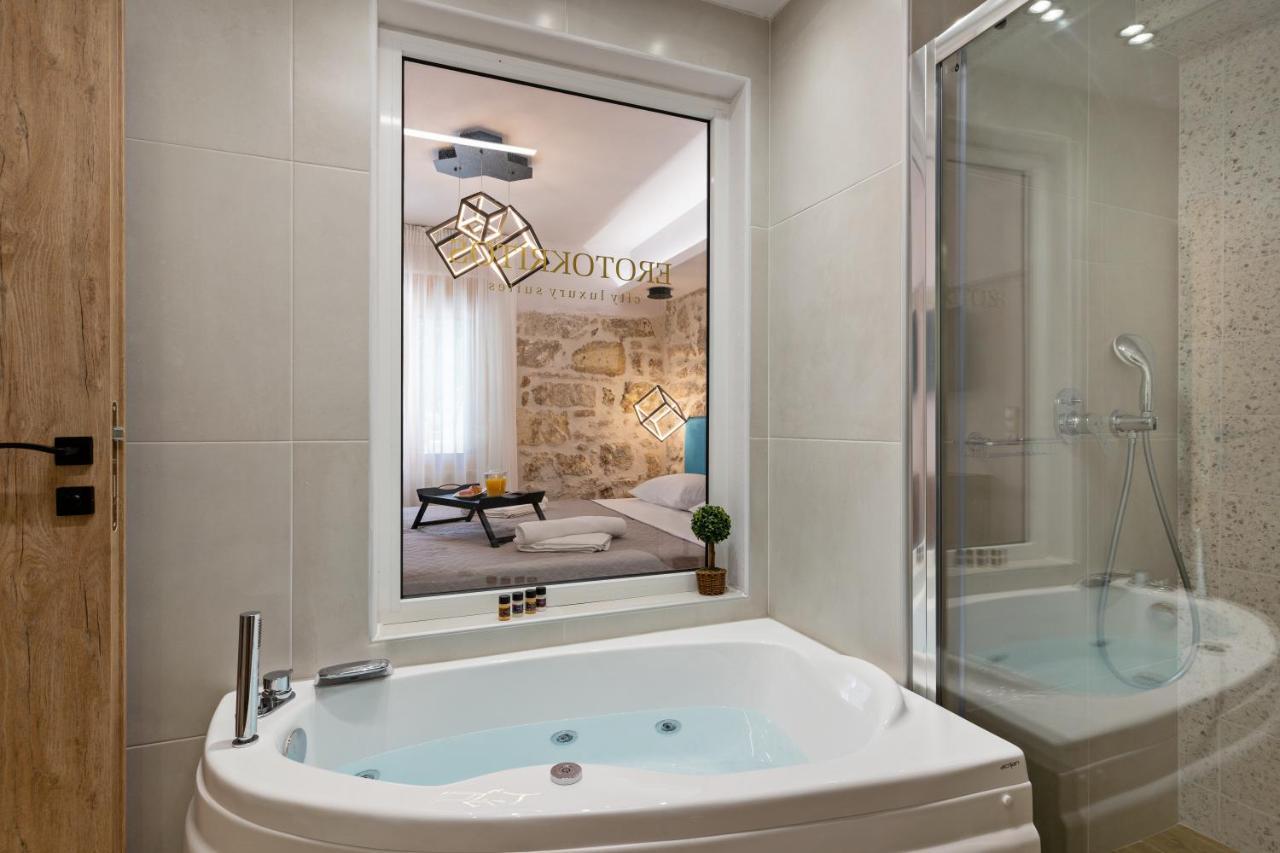 העיירה רתימנו Erotokritos City Luxury Suites מראה חיצוני תמונה
