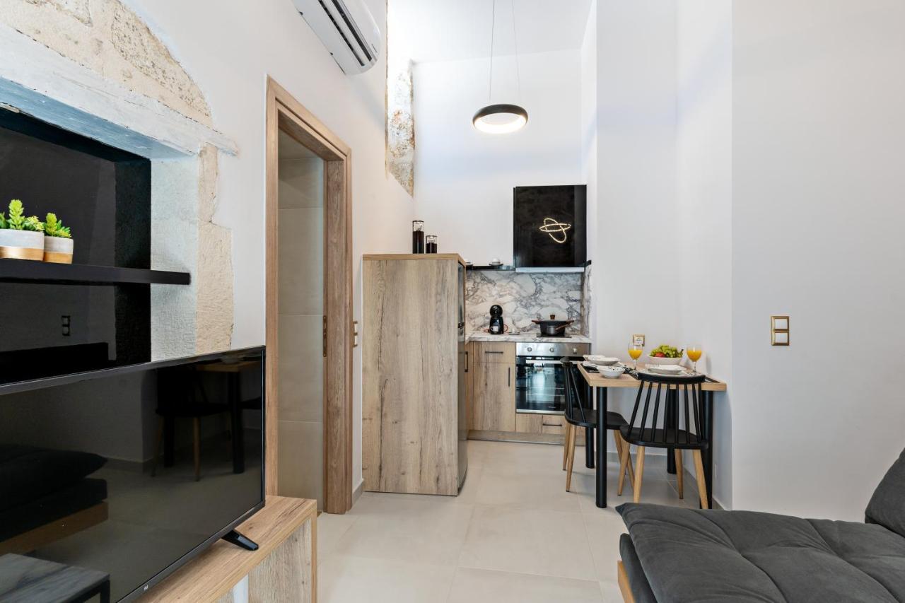 העיירה רתימנו Erotokritos City Luxury Suites מראה חיצוני תמונה