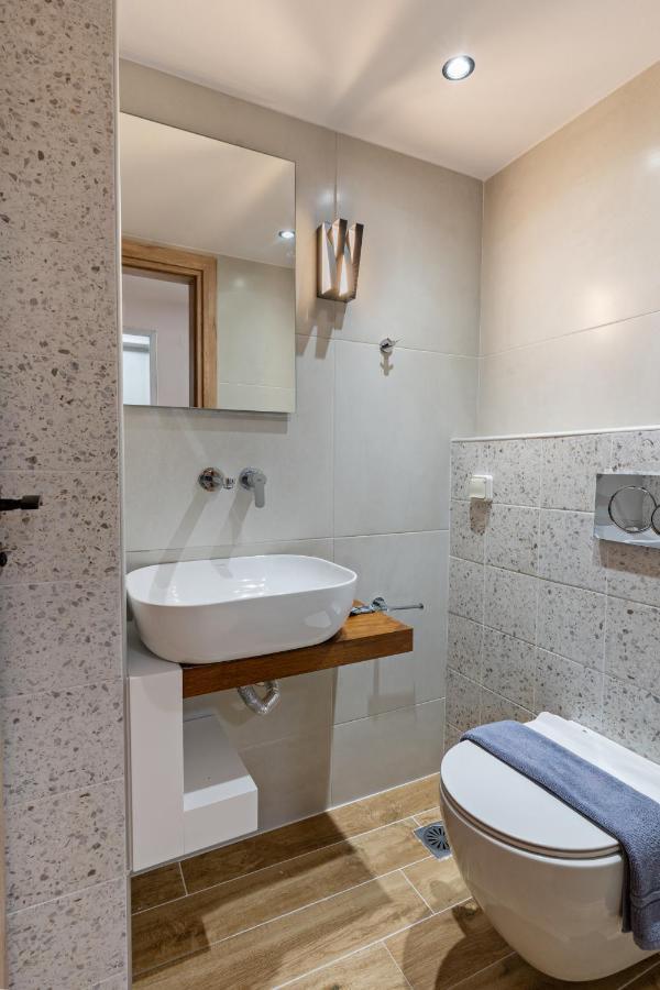 העיירה רתימנו Erotokritos City Luxury Suites מראה חיצוני תמונה