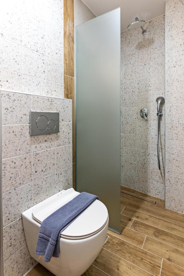 העיירה רתימנו Erotokritos City Luxury Suites מראה חיצוני תמונה