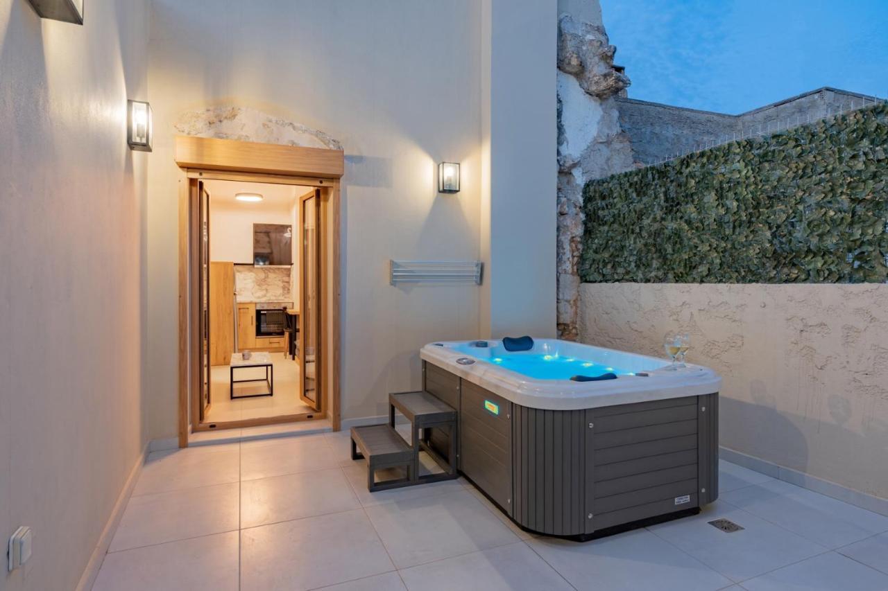 העיירה רתימנו Erotokritos City Luxury Suites מראה חיצוני תמונה