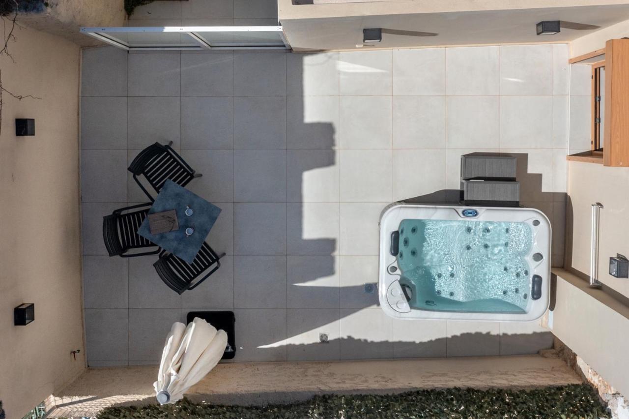 העיירה רתימנו Erotokritos City Luxury Suites מראה חיצוני תמונה